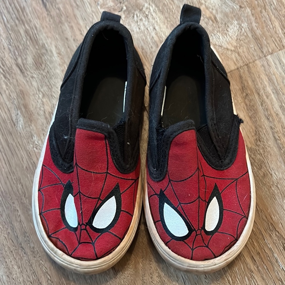 Size 7 Toddler Spider-Man slide on shoes